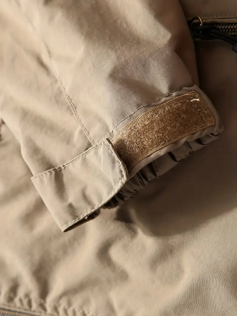 LEICHTE WINDBREAKER-JACKE